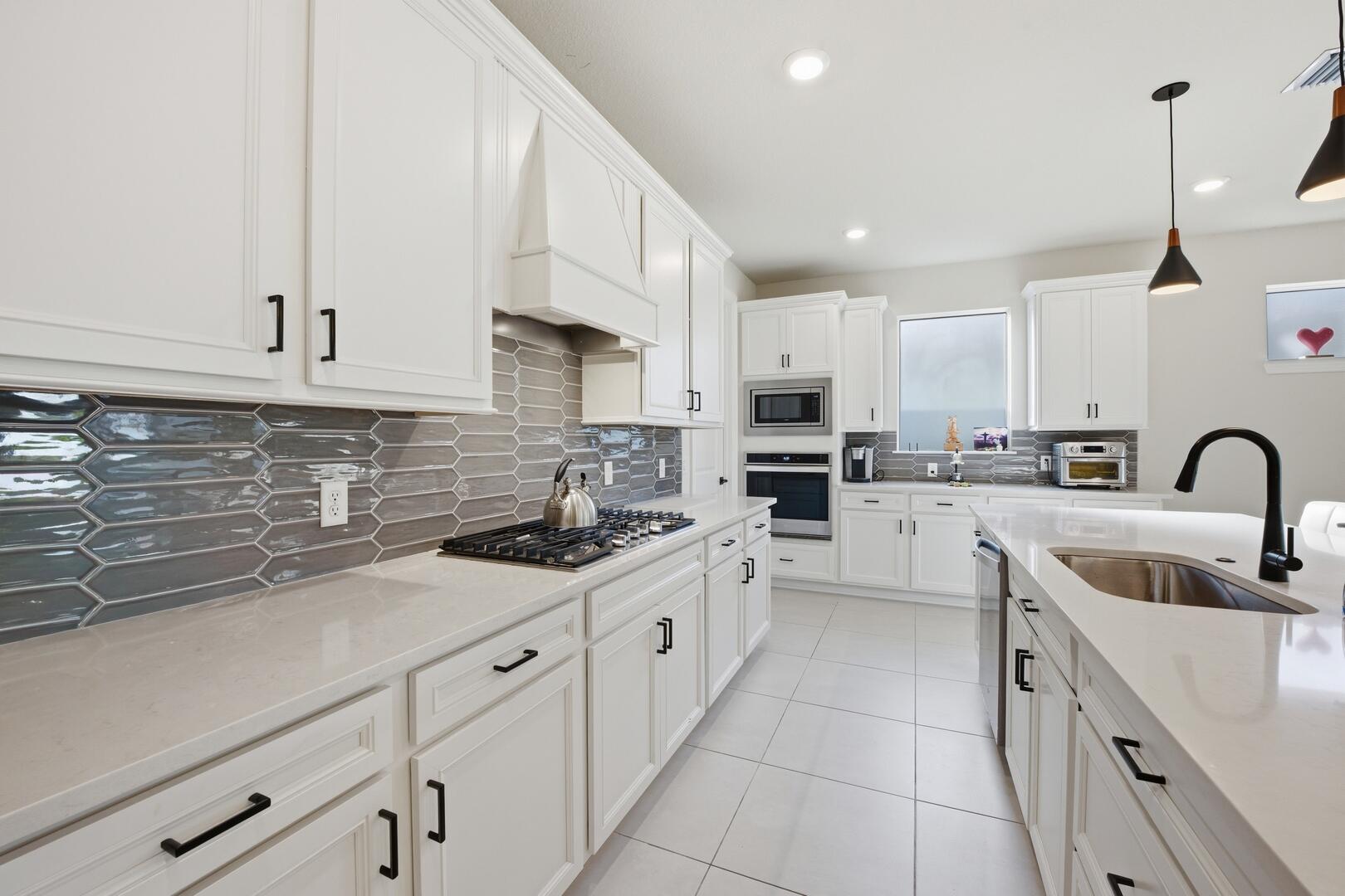 WINDSONG ESTATES - Residential