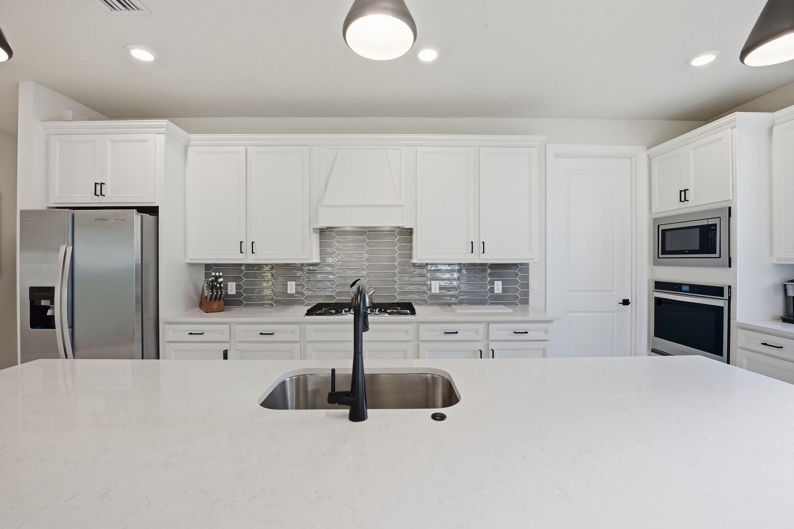 WINDSONG ESTATES - Residential