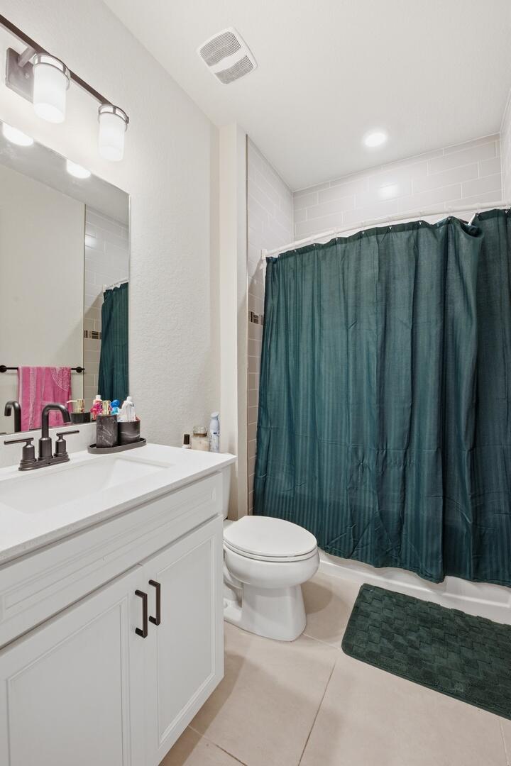 WINDSONG ESTATES - Residential