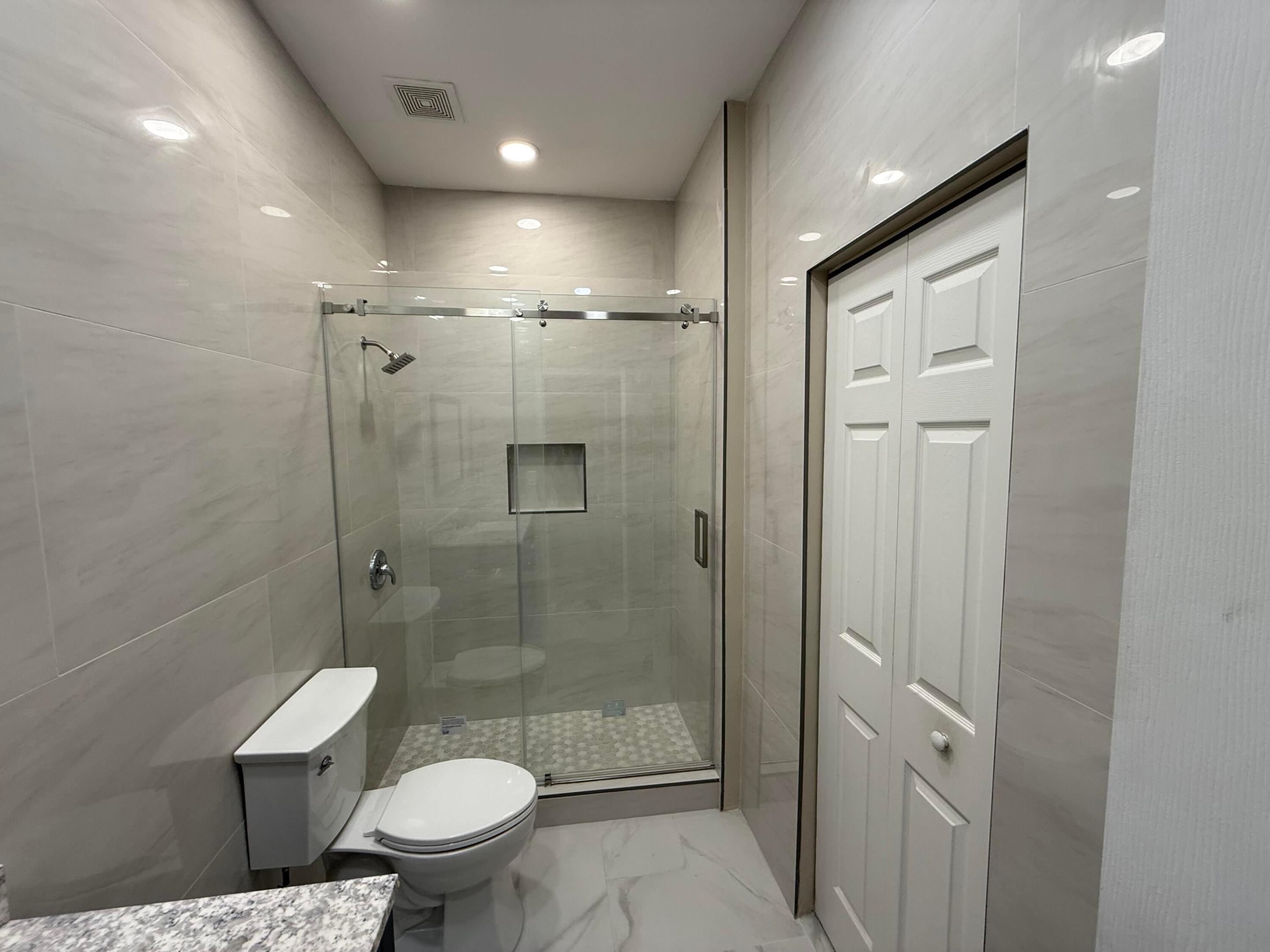 MADISON LAKES - Residential Lease
