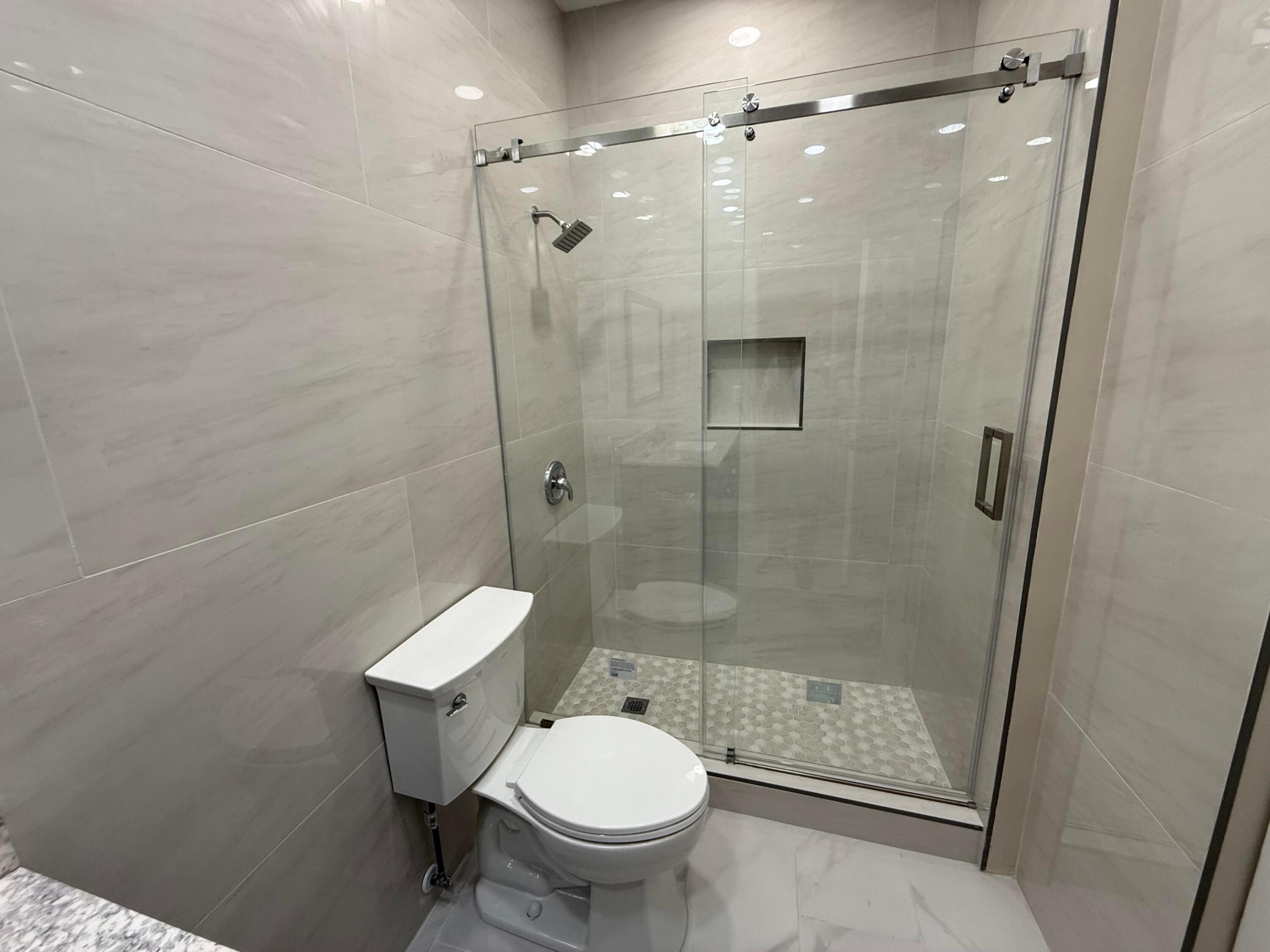 MADISON LAKES - Residential Lease
