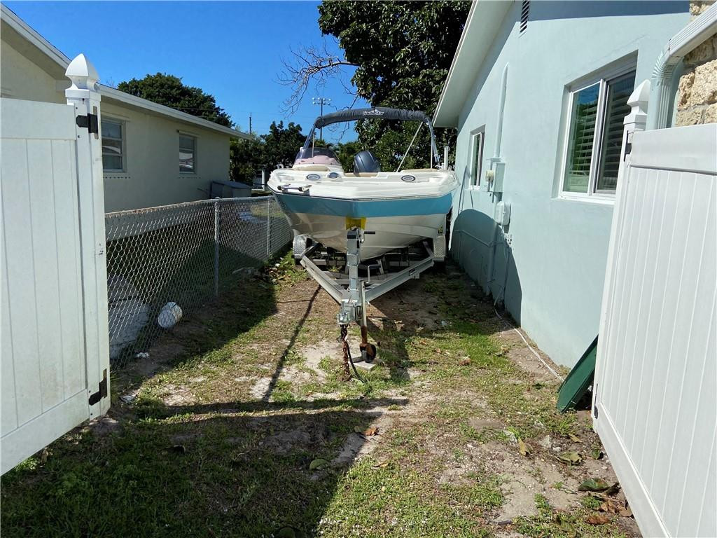 Coconut Creek 9th Sec 69- - Residential