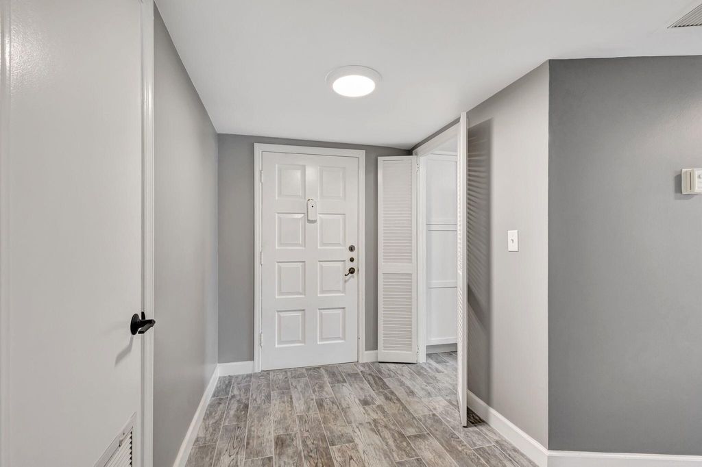 Photo of 11811 Avenue Of The Pga #2-1a, Palm Beach Gardens, FL 33418 (MLS # R11089114)