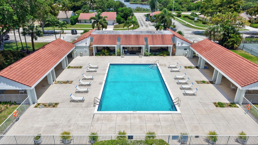 Photo of 2606 SW 23rd Cranbrook Drive, Boynton Beach, FL 33436 (MLS # B26070780)