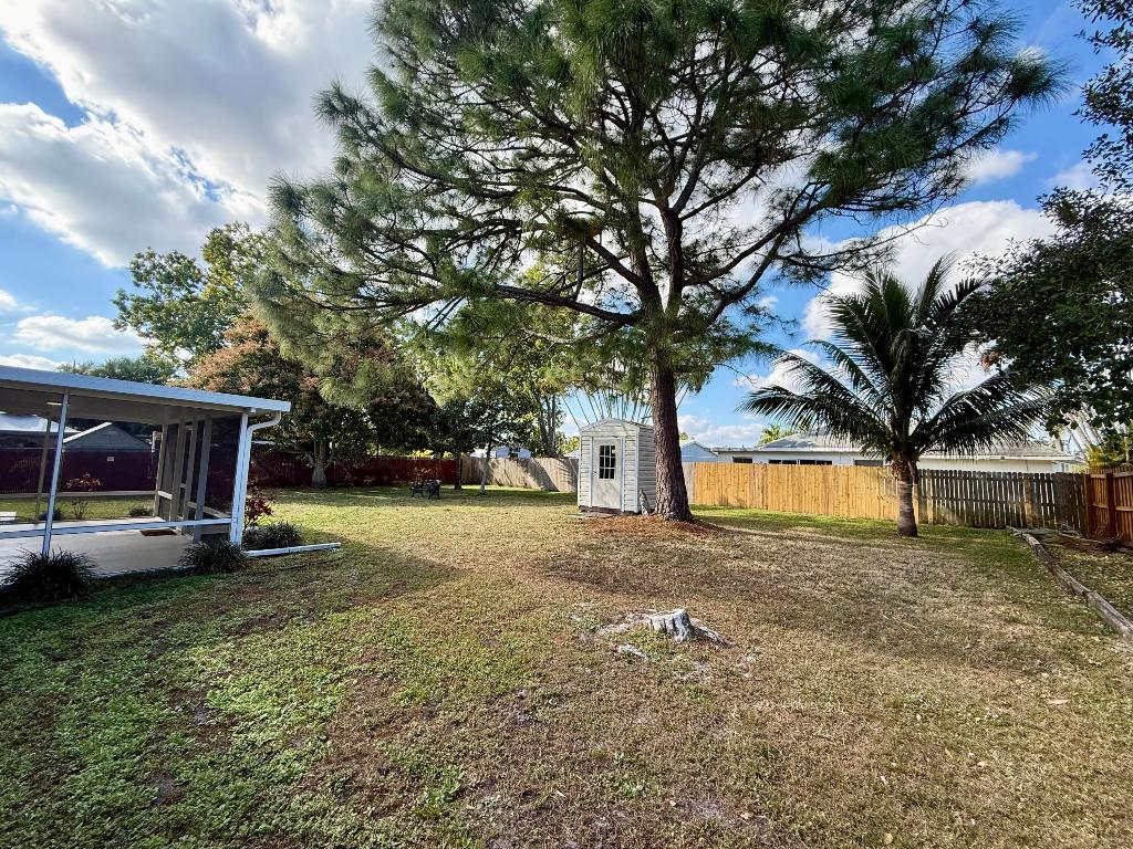 PORT ST LUCIE FLORESTA PINES UNIT 2 - Residential Lease
