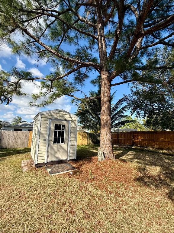 PORT ST LUCIE FLORESTA PINES UNIT 2 - Residential Lease