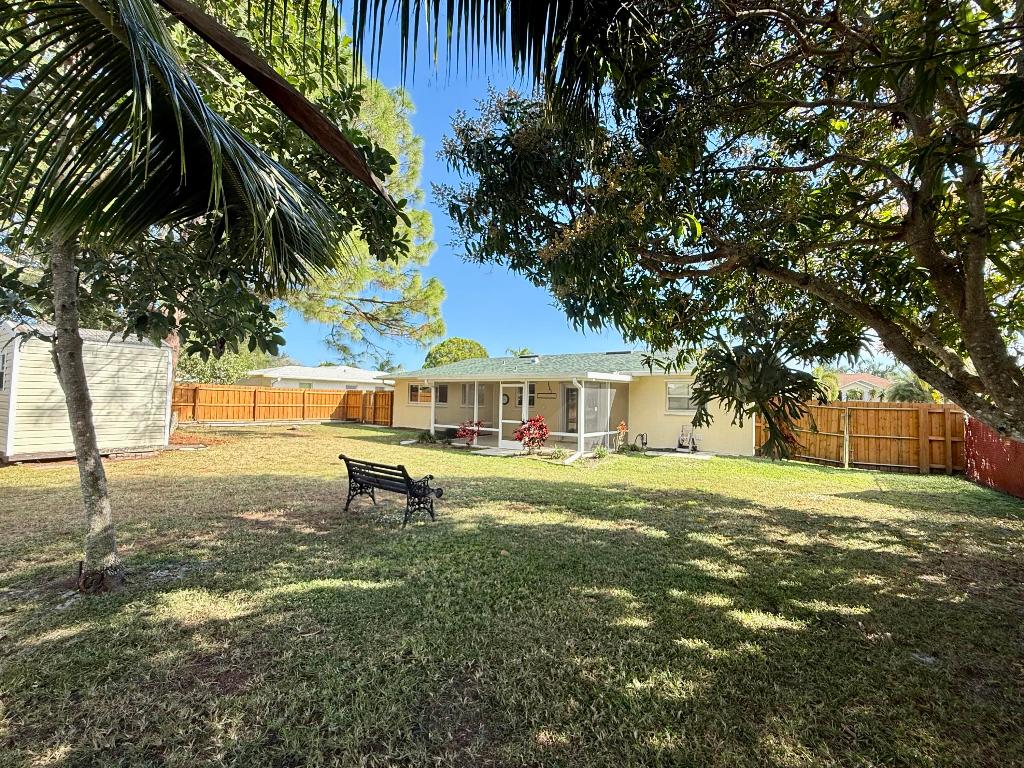 PORT ST LUCIE FLORESTA PINES UNIT 2 - Residential Lease