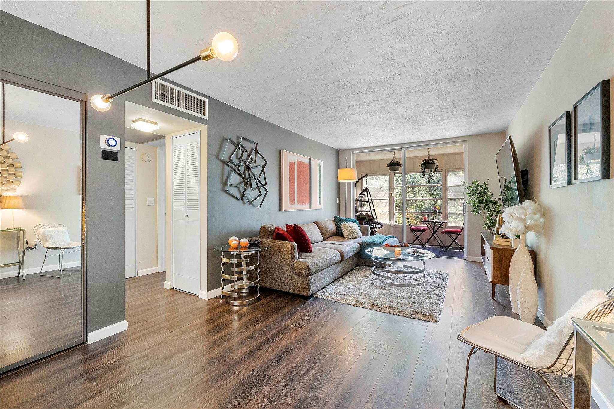 1681 NW 70th Ave 306