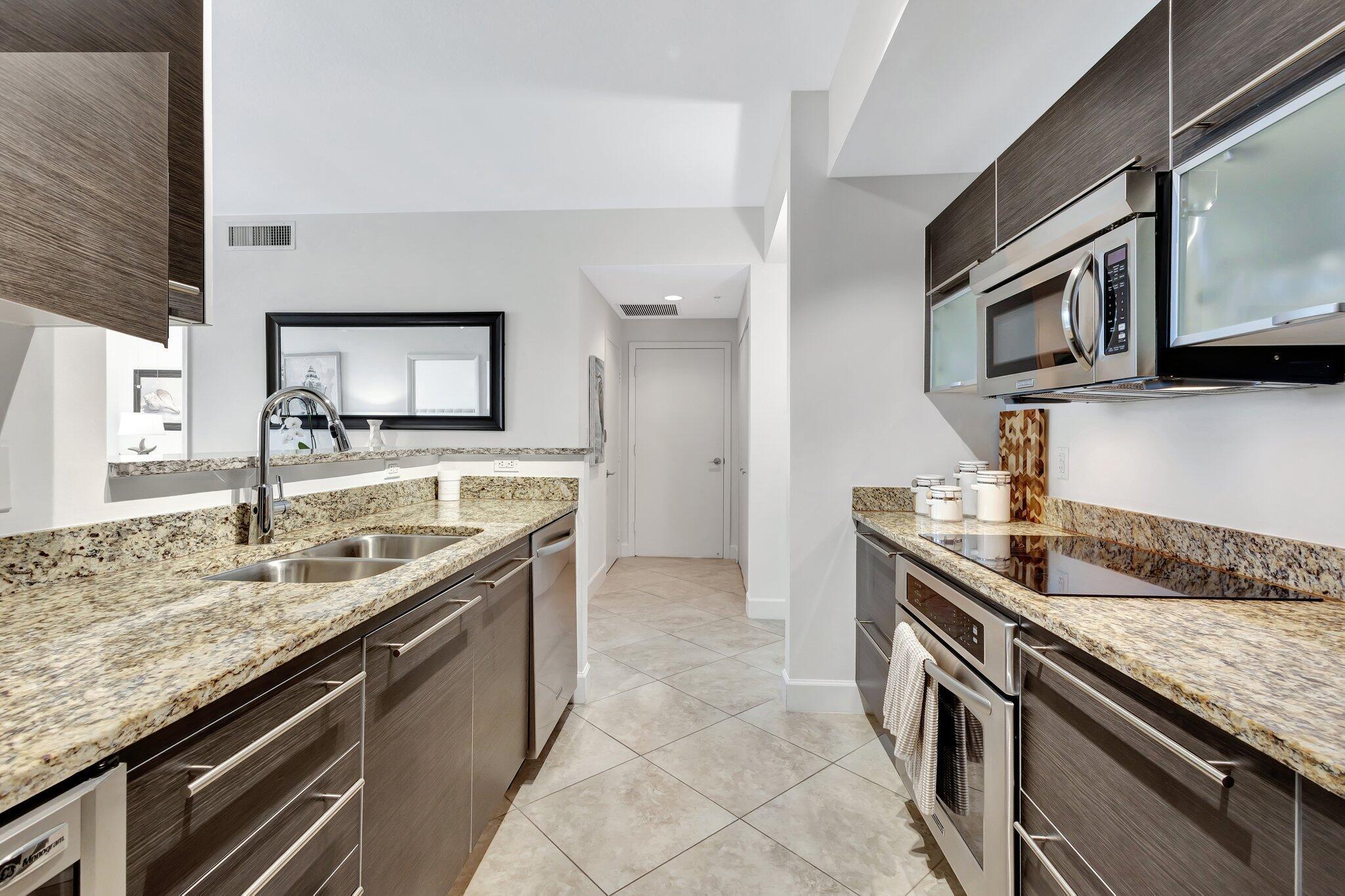 CITYPLACE SOUTH TOWER - Residential Lease