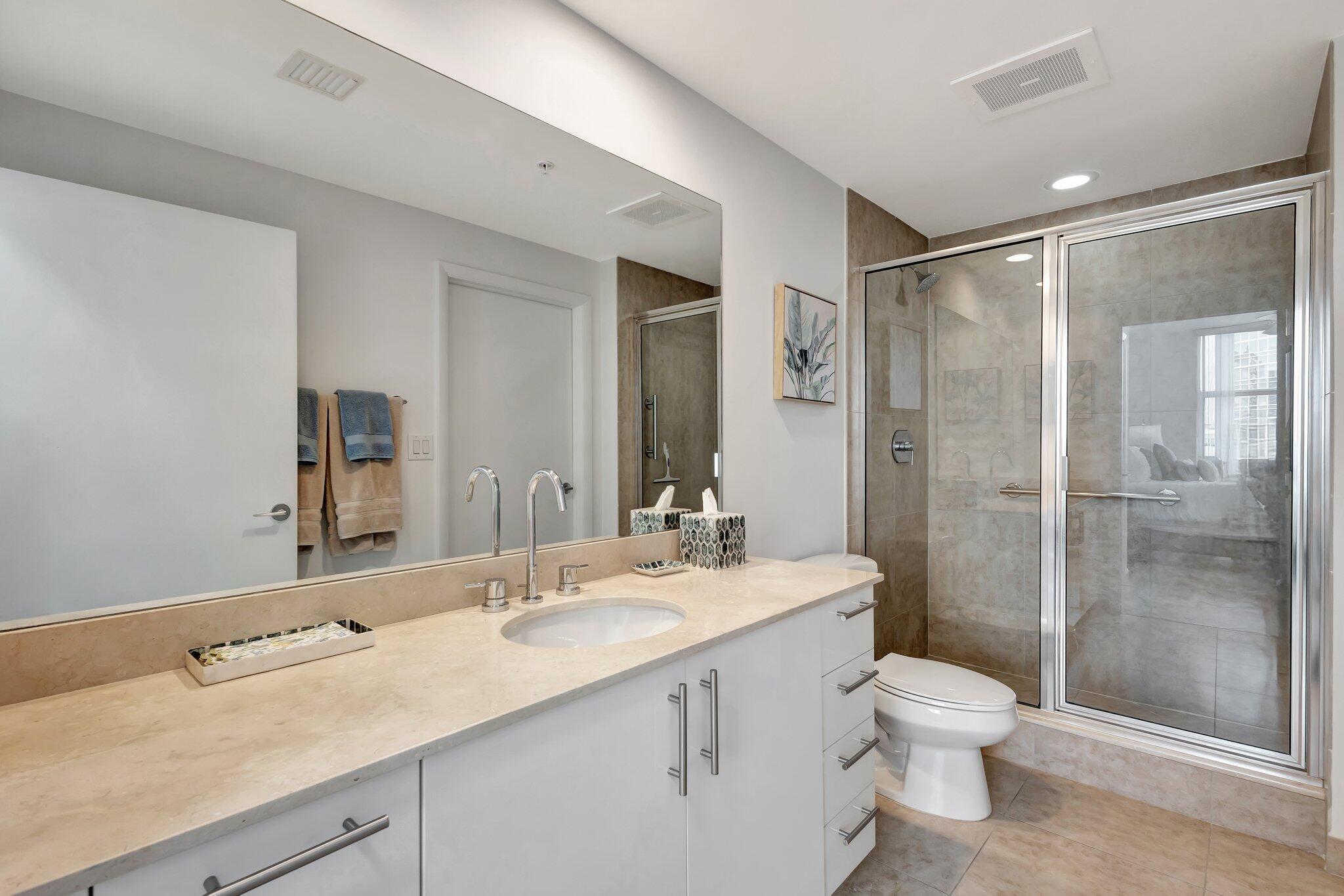 CITYPLACE SOUTH TOWER - Residential Lease