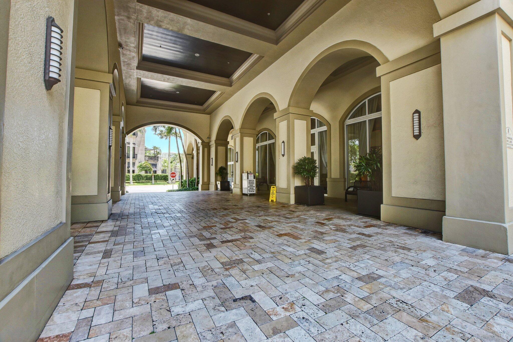 CITYPLACE SOUTH TOWER - Residential Lease
