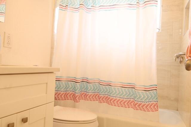 CRYSTAL LAKE VILLAS - Residential