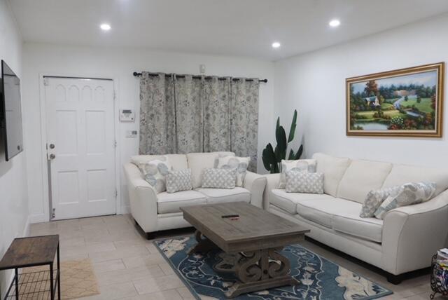 CRYSTAL LAKE VILLAS - Residential