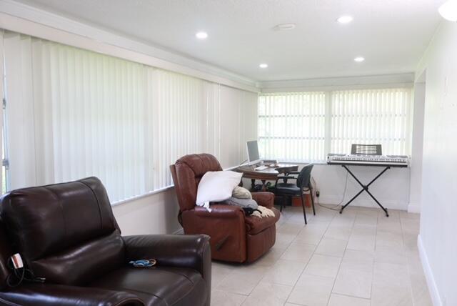 CRYSTAL LAKE VILLAS - Residential