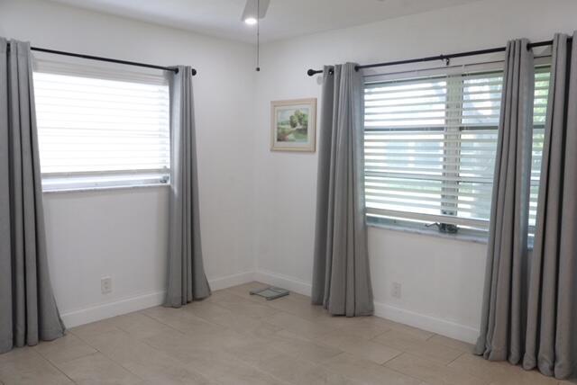 CRYSTAL LAKE VILLAS - Residential