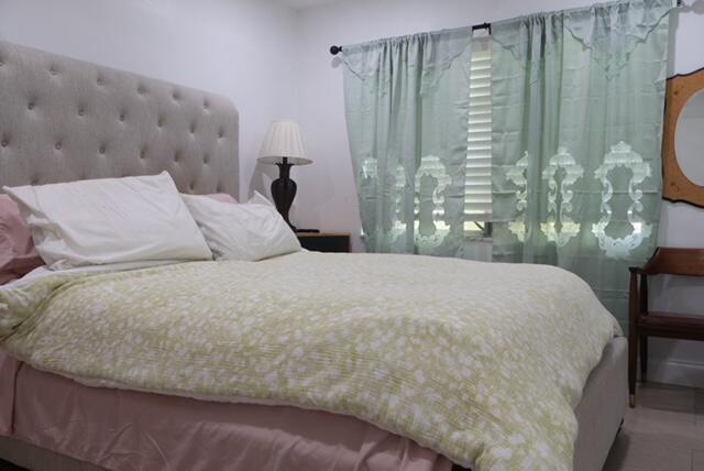 CRYSTAL LAKE VILLAS - Residential