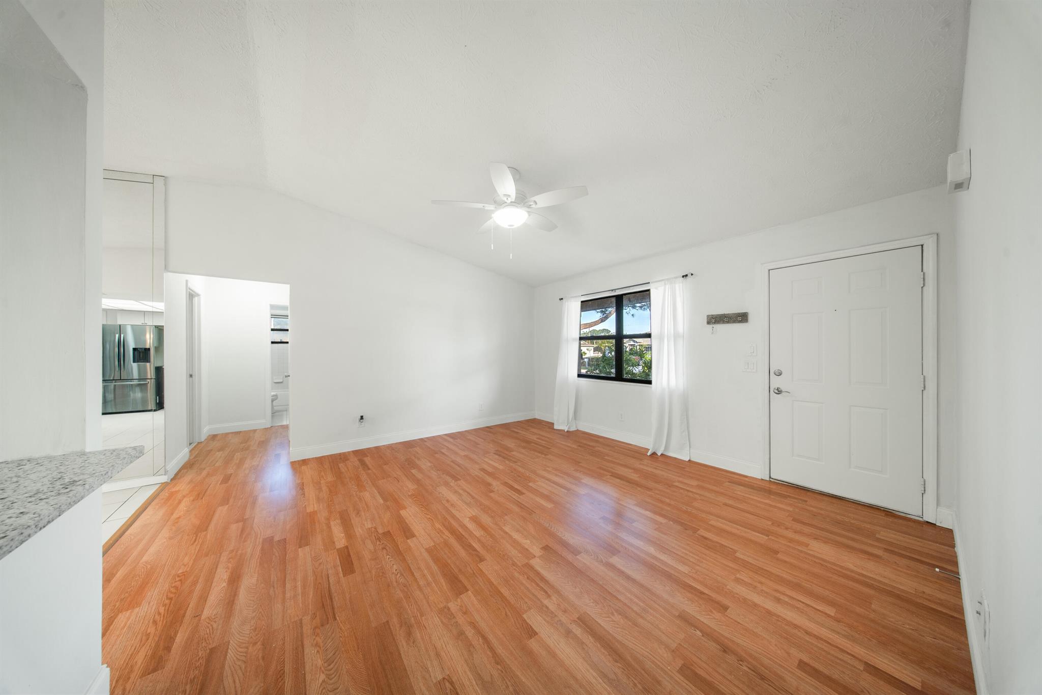 233 SW Pagoda Terrace