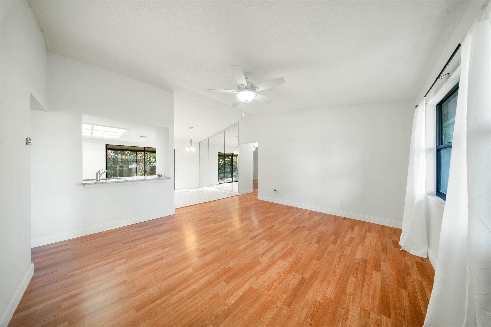 233 SW Pagoda Terrace