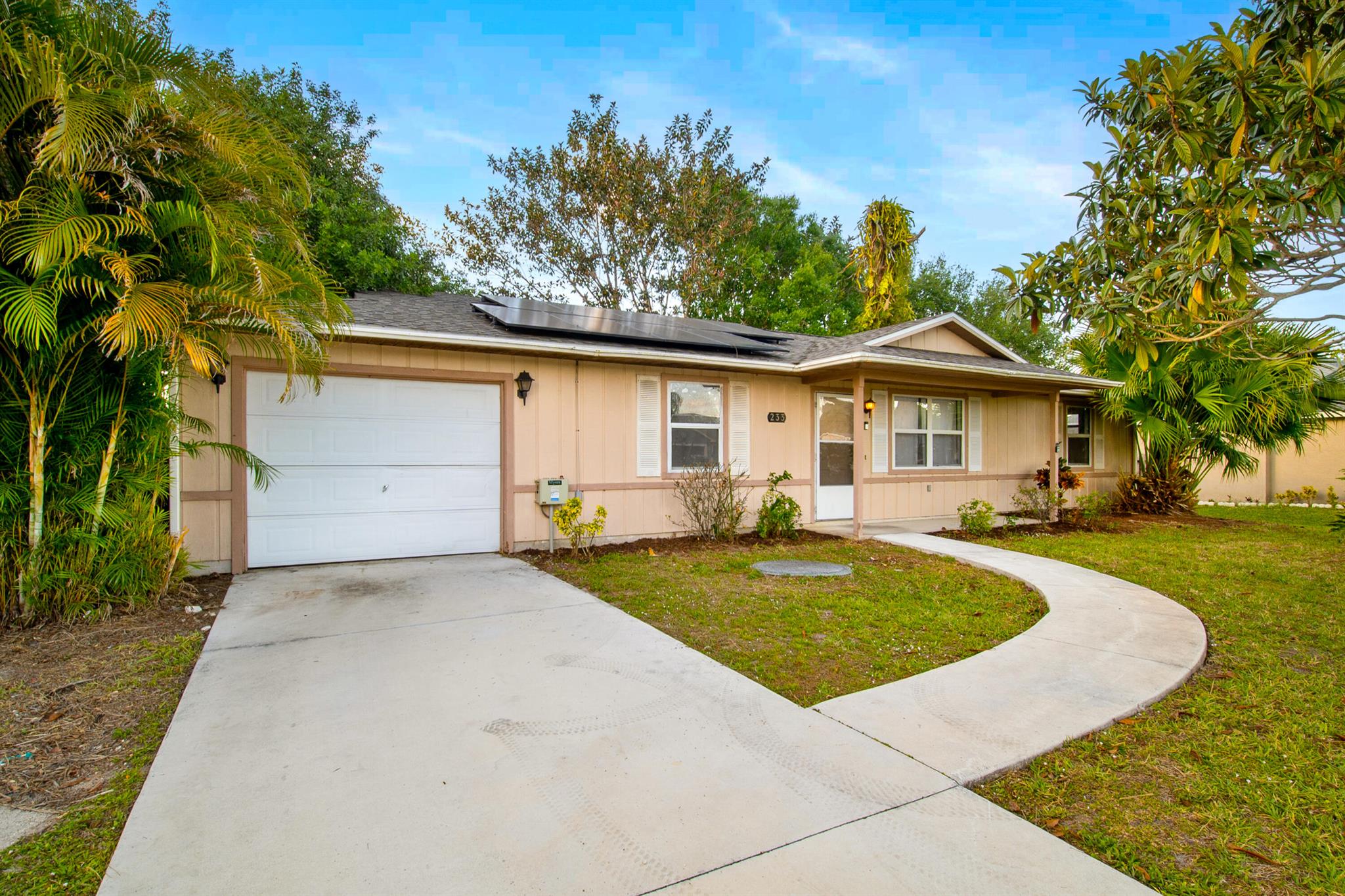 233 SW Pagoda Terrace