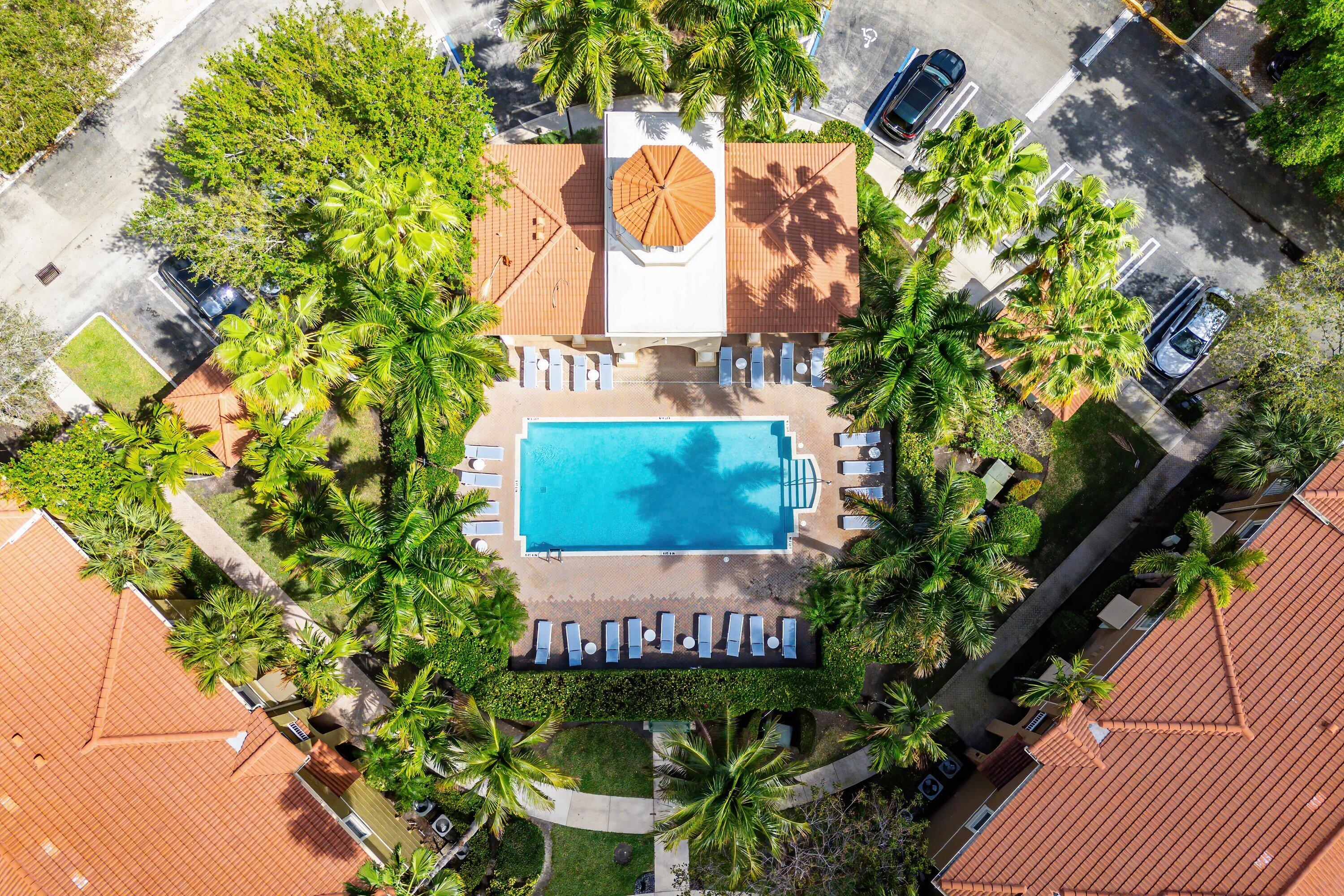 LEGENDS AT THE GARDENS CONDO - Residential Lease