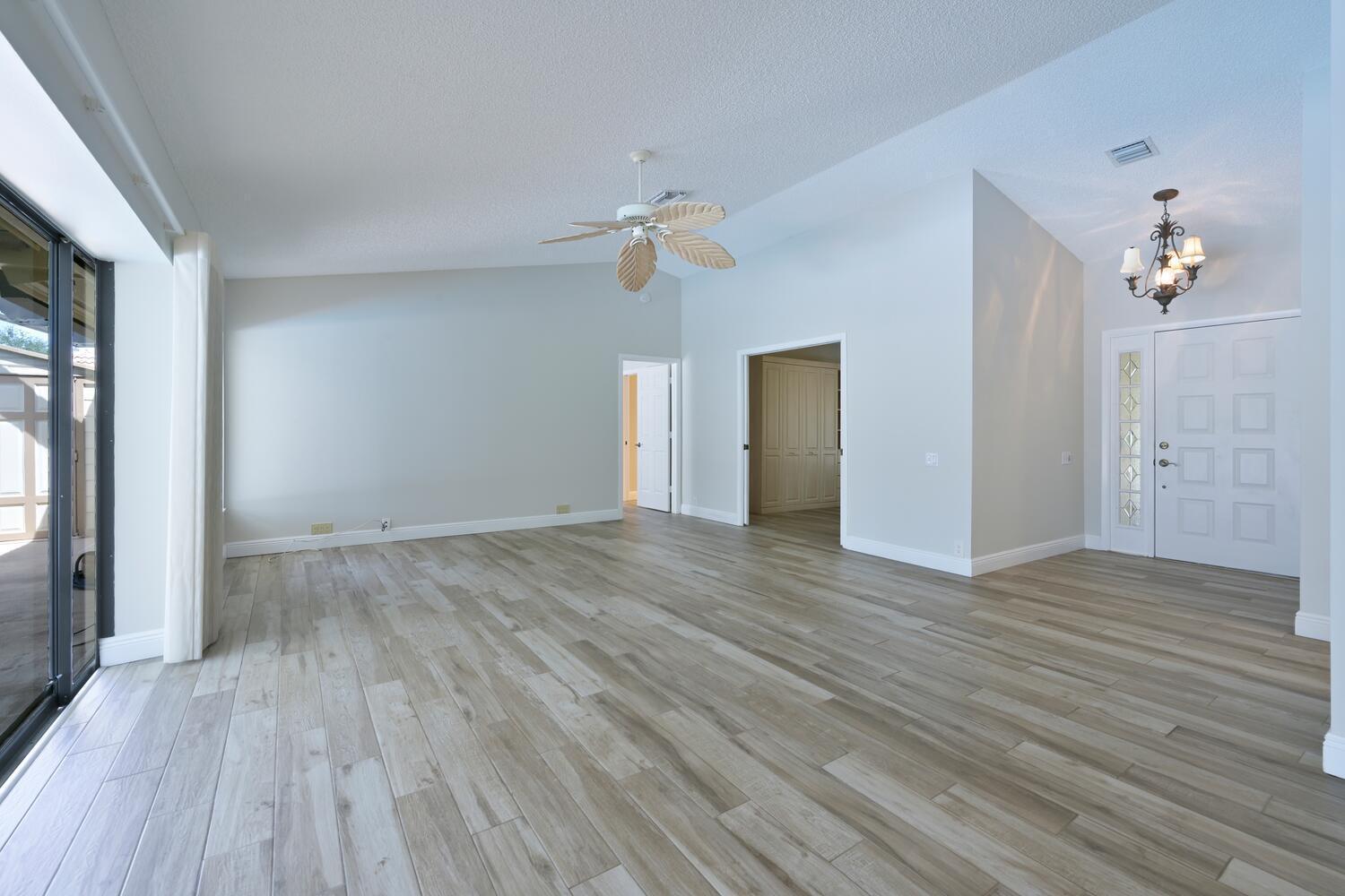 166 Bayberry Circle, Jupiter, FL, 33458/$849,000 4 166 Bayberry Circle