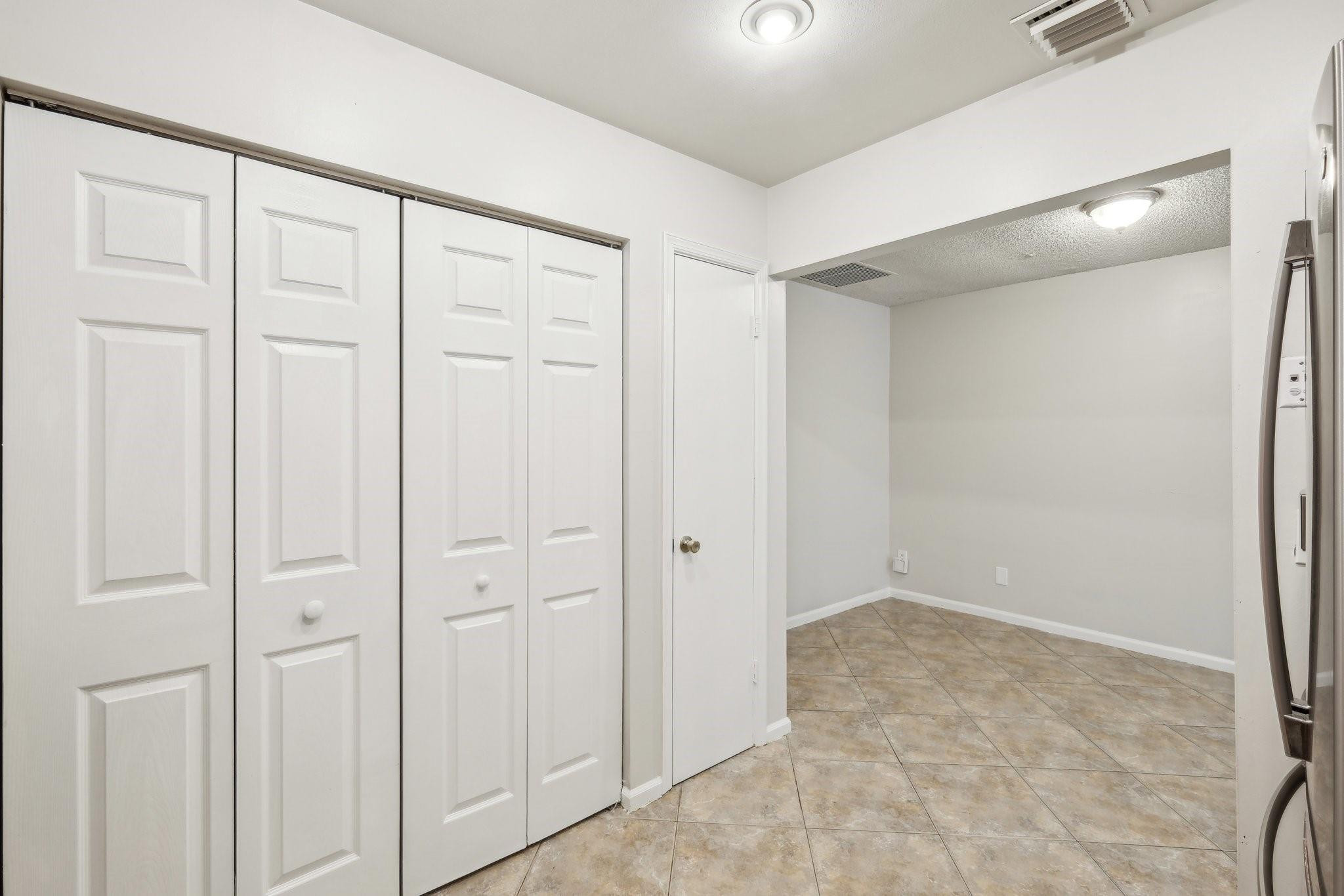 TREE LAKE - Residential