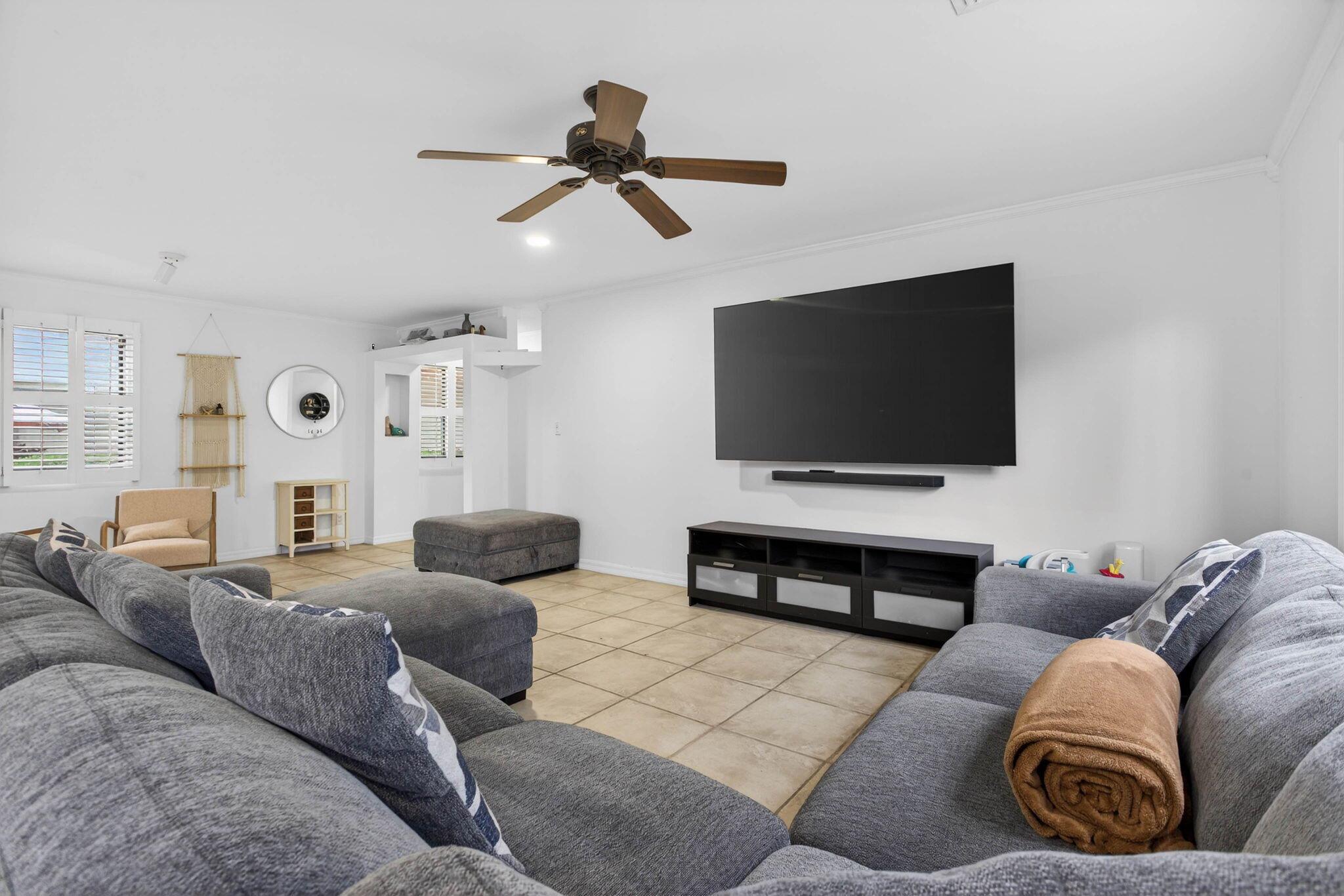 VILLAGES OF HILLSBORO - Residential