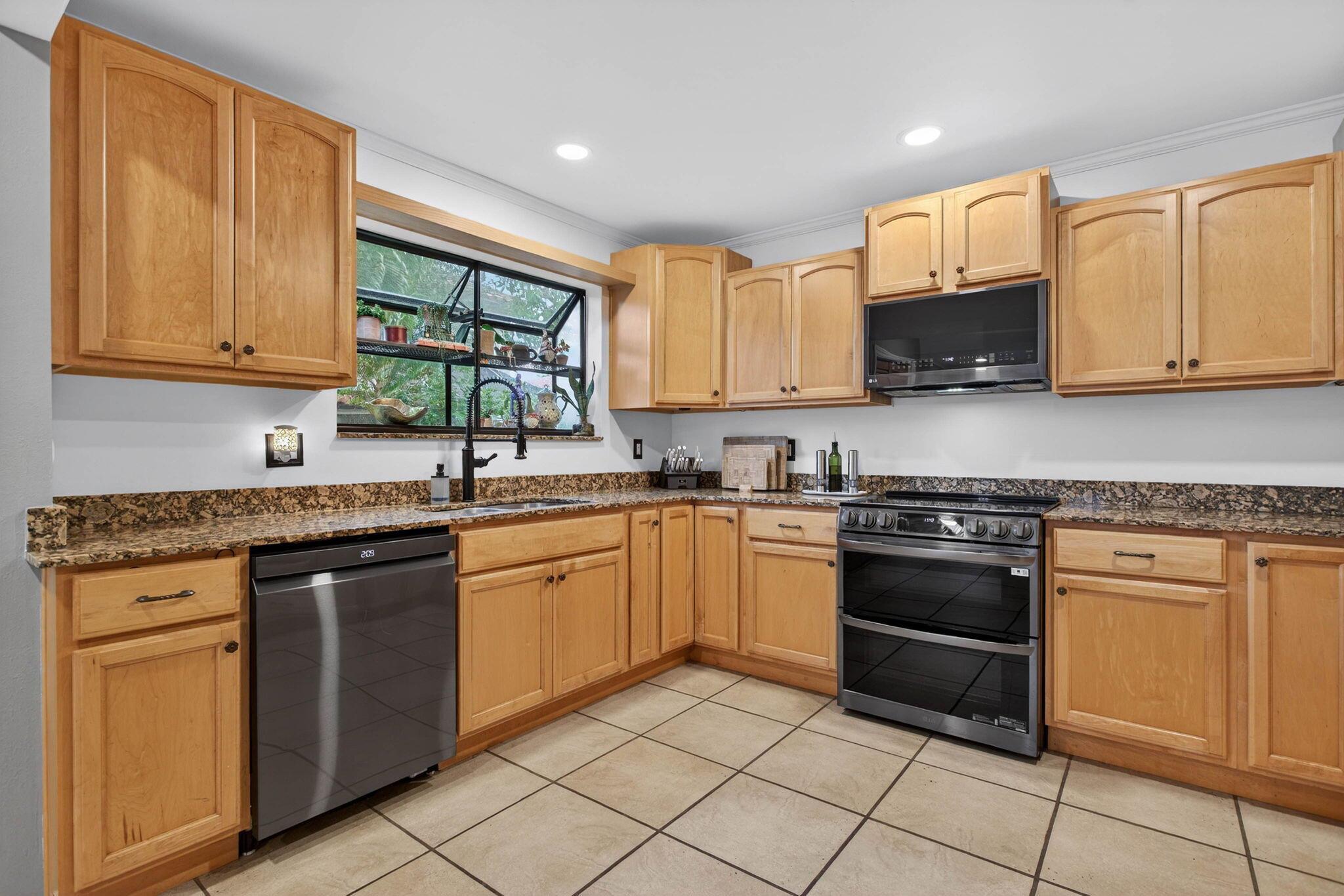 VILLAGES OF HILLSBORO - Residential