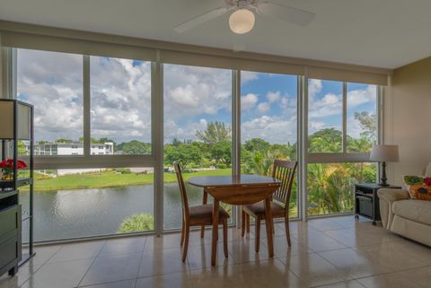 A home in Deerfield Beach