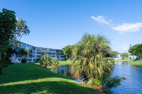 A home in Deerfield Beach