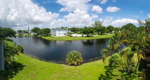 A home in Deerfield Beach