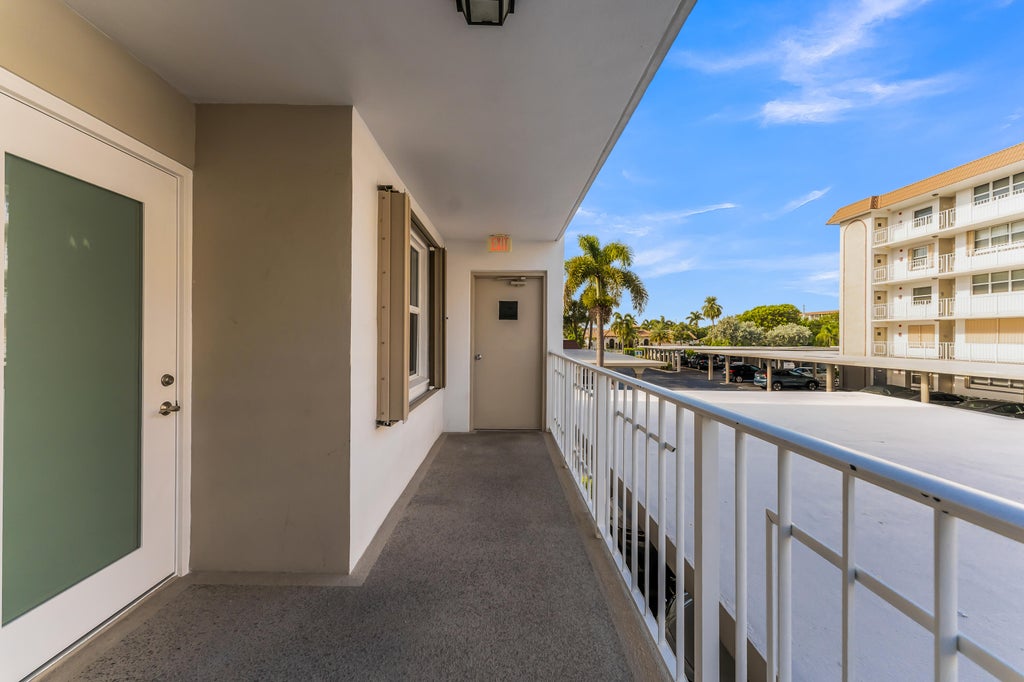 Photo of 931 Gardenia Drive #269, Delray Beach, FL 33483 (MLS # B26069536)