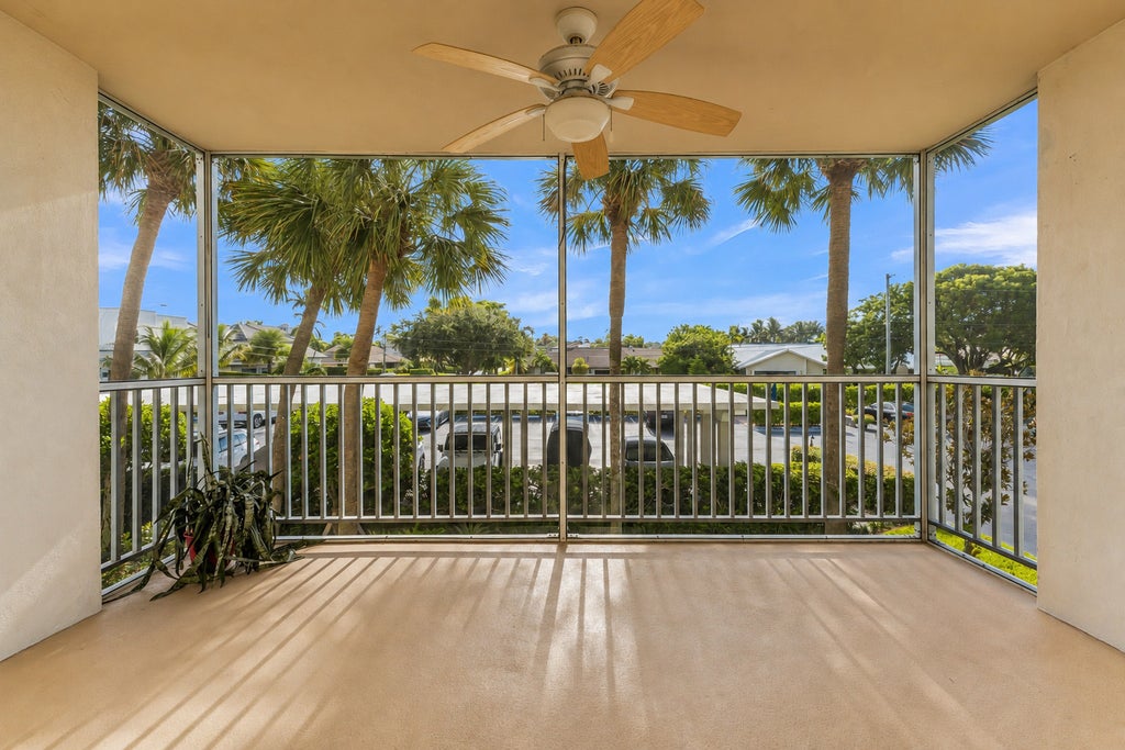 Photo of 931 Gardenia Drive #269, Delray Beach, FL 33483 (MLS # B26069536)