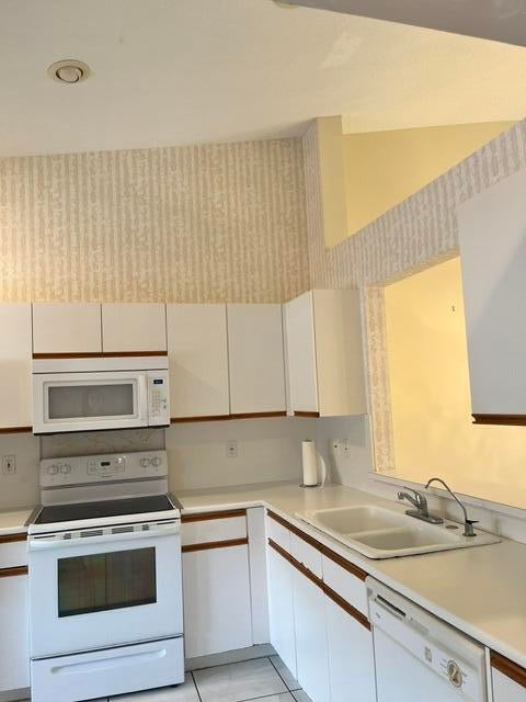 5952 Regal Glen Drive 203