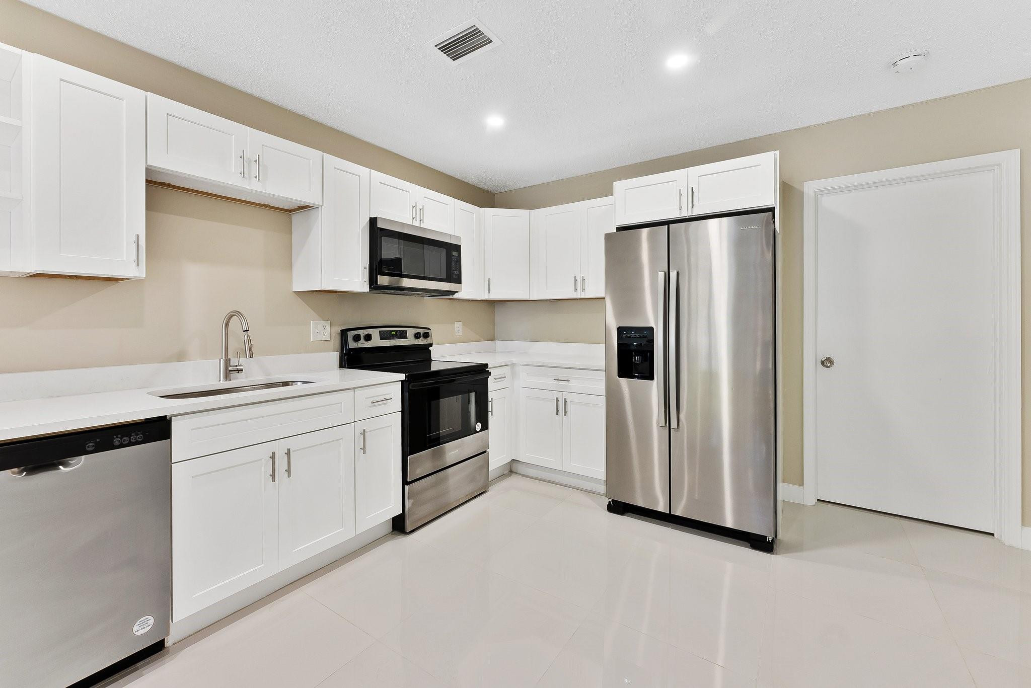 The Windings 70-44 B - Residential Lease