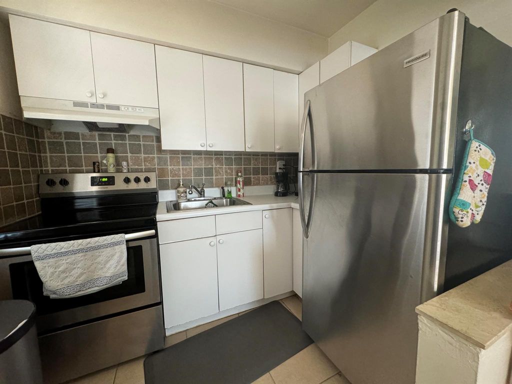 Photo of 1932 NE 7th Street N #1, Deerfield Beach, FL 33441 (MLS # R10987518)