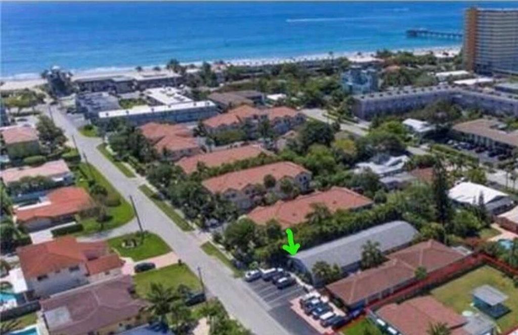 Photo of 1932 NE 7th Street N #1, Deerfield Beach, FL 33441 (MLS # R10987518)