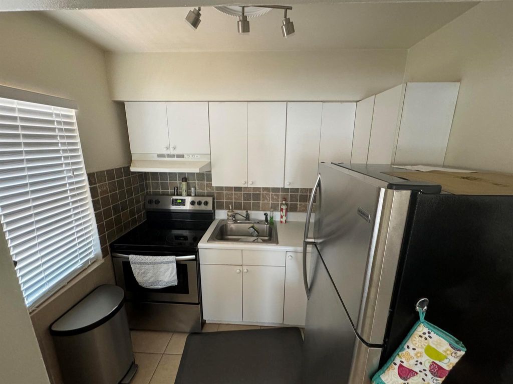 Photo of 1932 NE 7th Street N #1, Deerfield Beach, FL 33441 (MLS # R10987518)