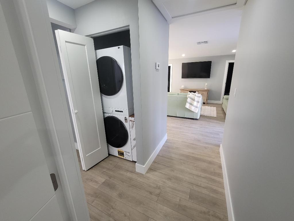 CLOUD LAKE - Residential Lease