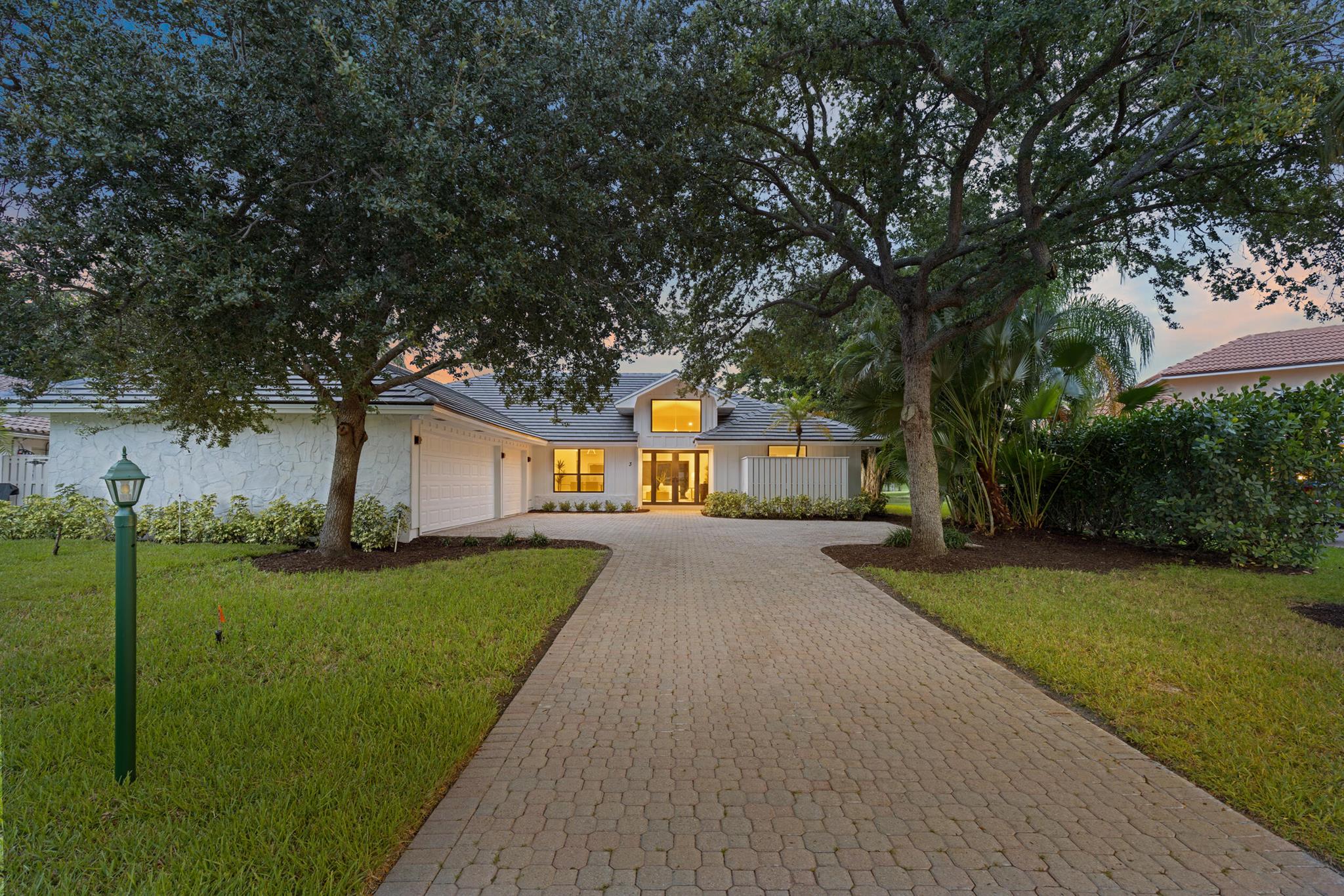 3 Aiden Court