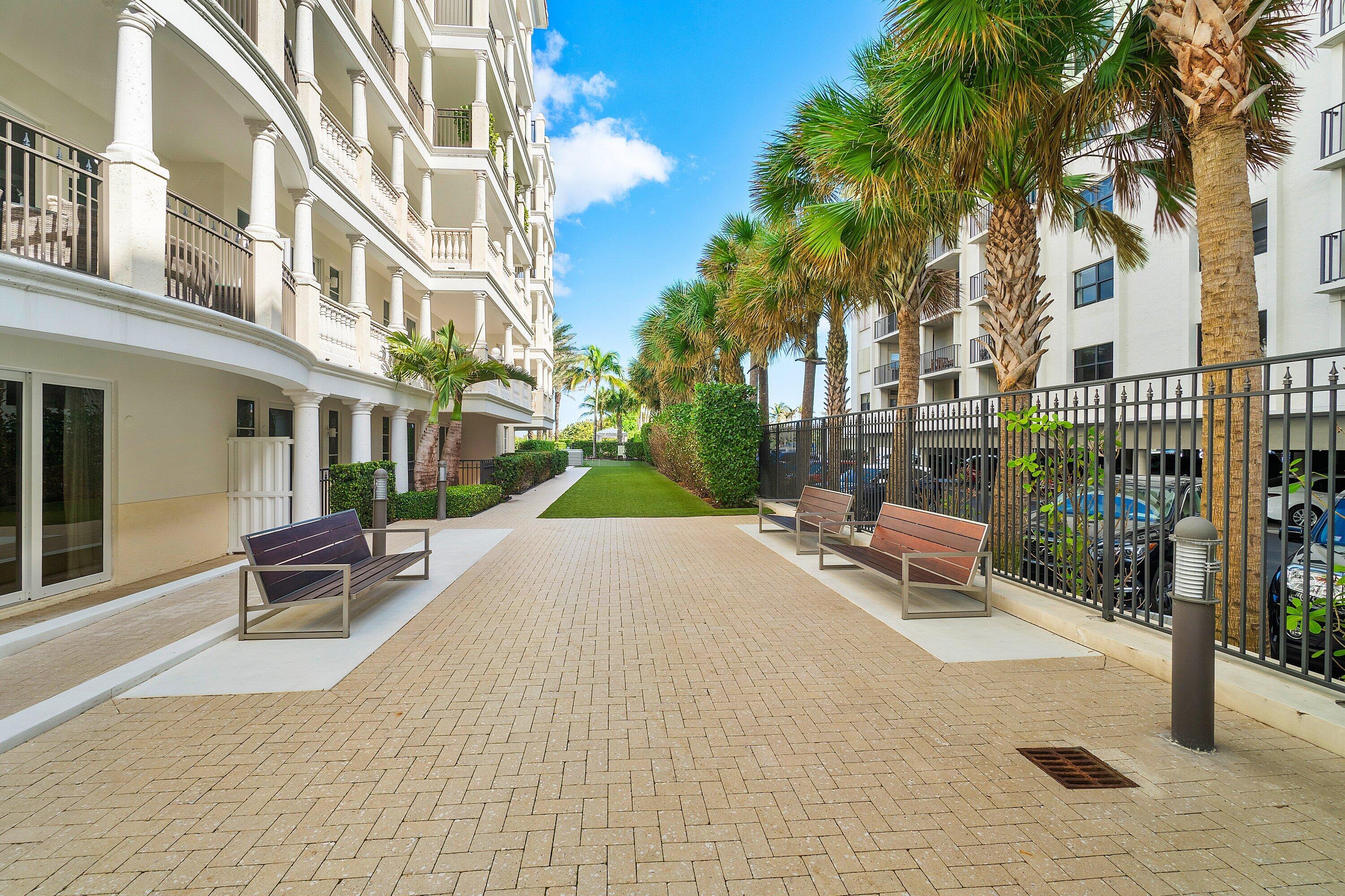 DOLCE VITA CONDO - Residential