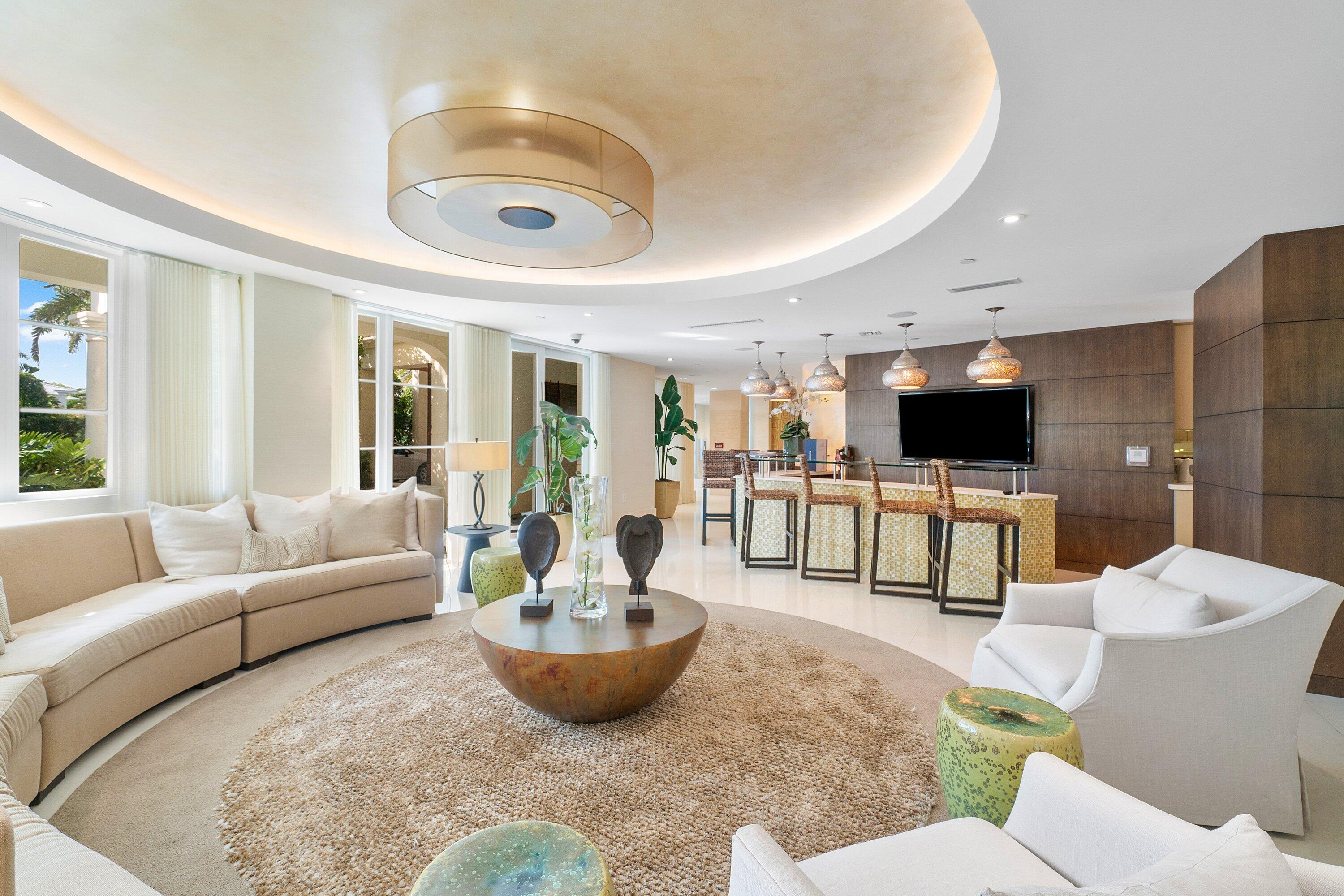 DOLCE VITA CONDO - Residential