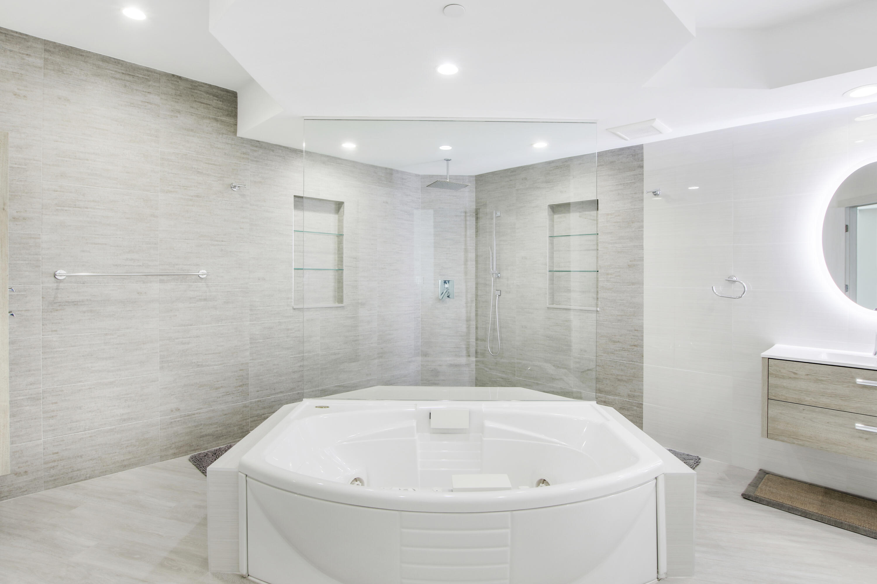 TOSCANA WEST CONDO - Residential