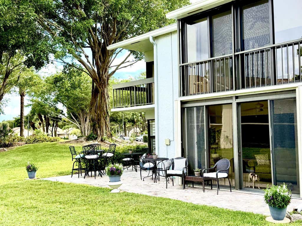 Photo of 16768 Oak Hill Trail #1214, Delray Beach, FL 33484 (MLS # B26060113)