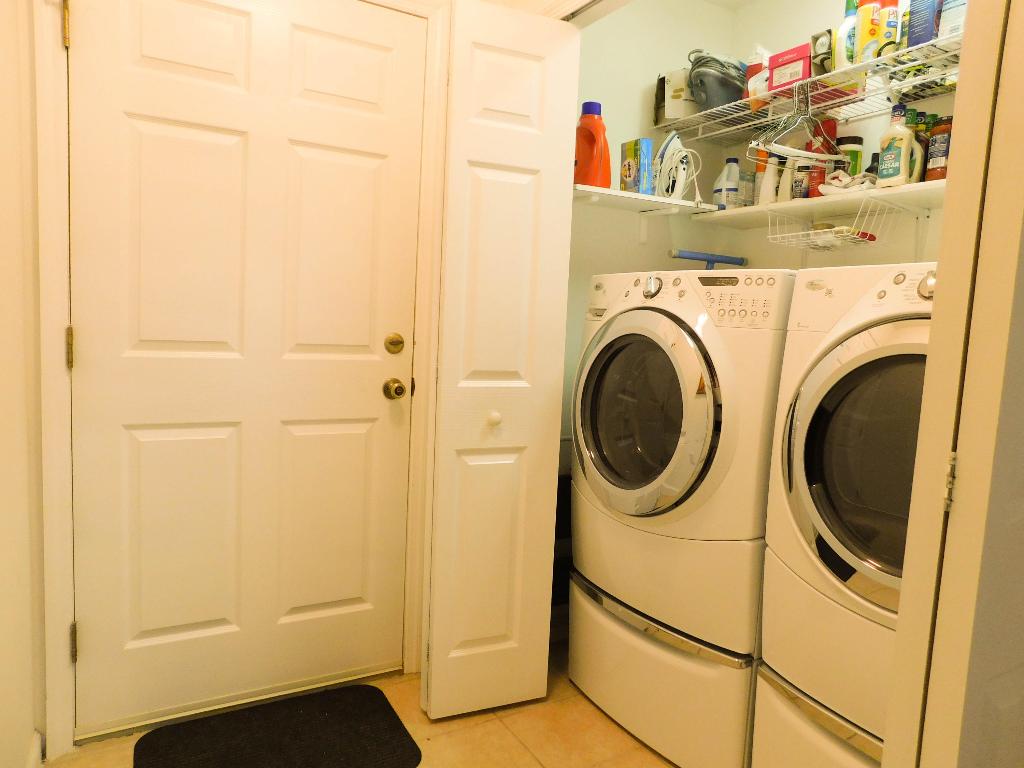 PORT ST LUCIE-SECTION 27- BLK 105 LOT 11 - Residential