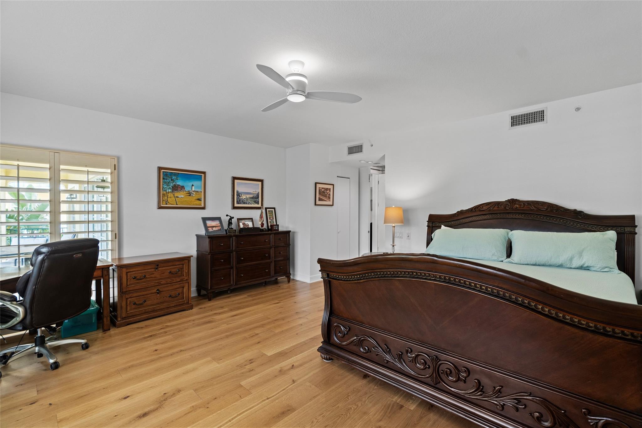 MEDITERRANEA CONDO - Residential