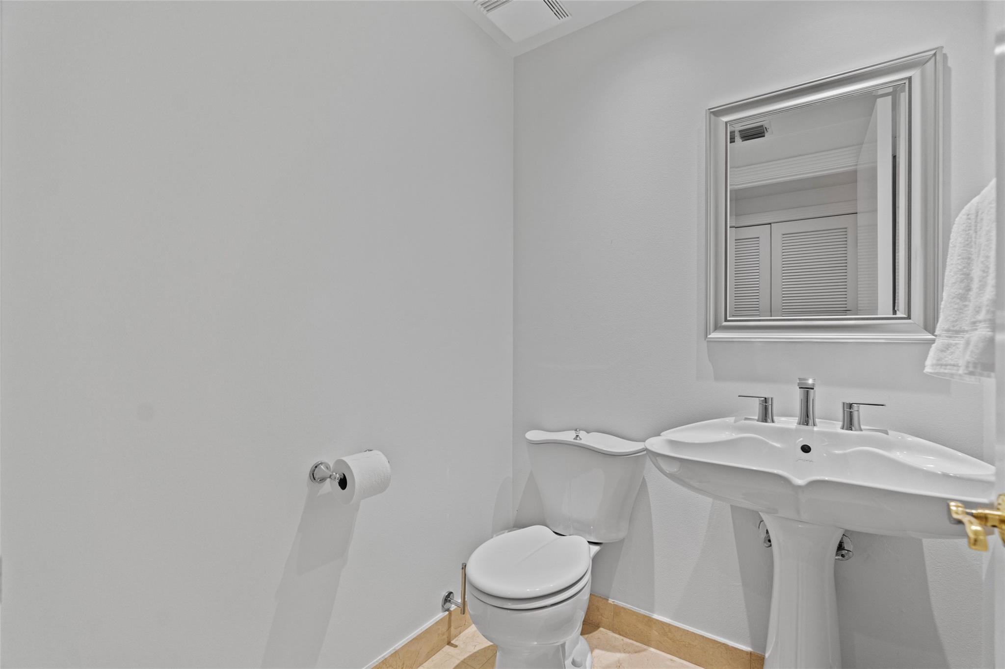 MEDITERRANEA CONDO - Residential