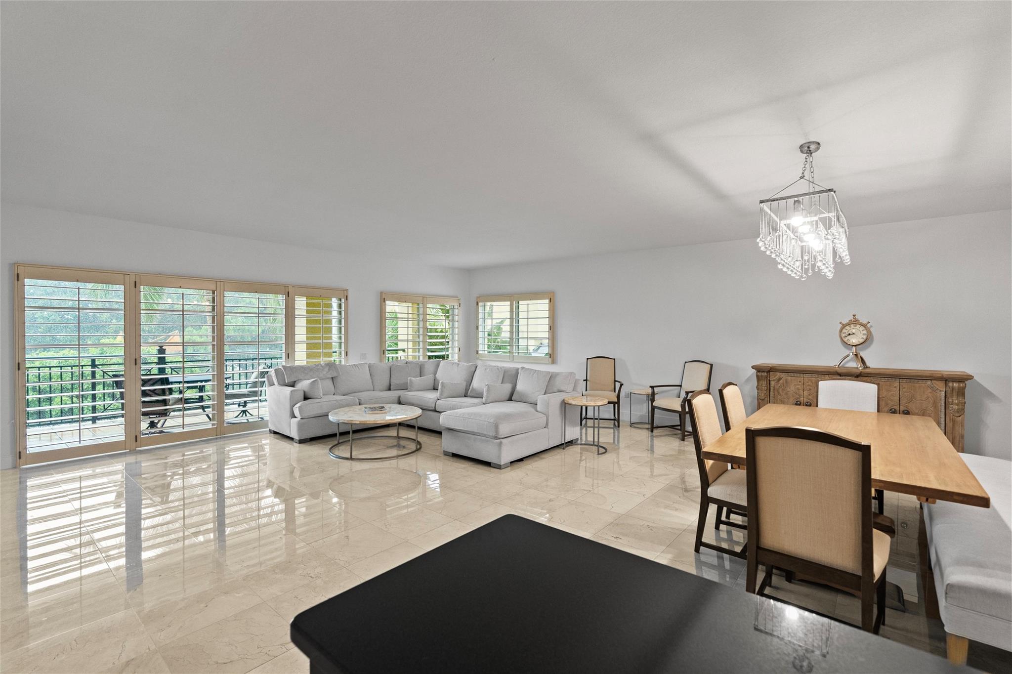 MEDITERRANEA CONDO - Residential