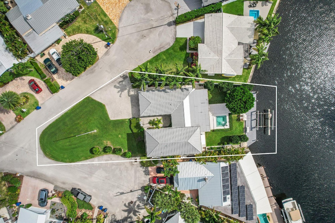 Coral Point 31-27 B - Residential