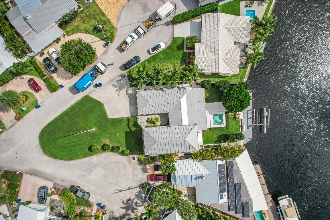 Coral Point 31-27 B - Residential